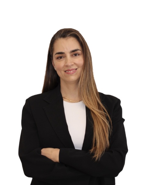 Dr Diana Arcila — Microsurgery and Implant Dentistry